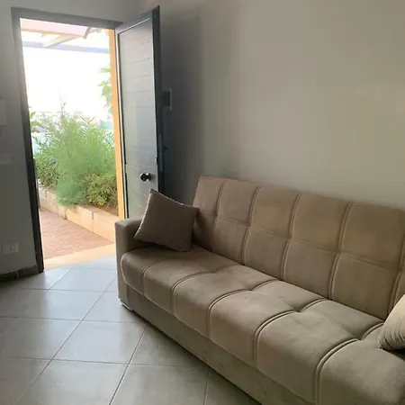 Di Sandra Apartment *